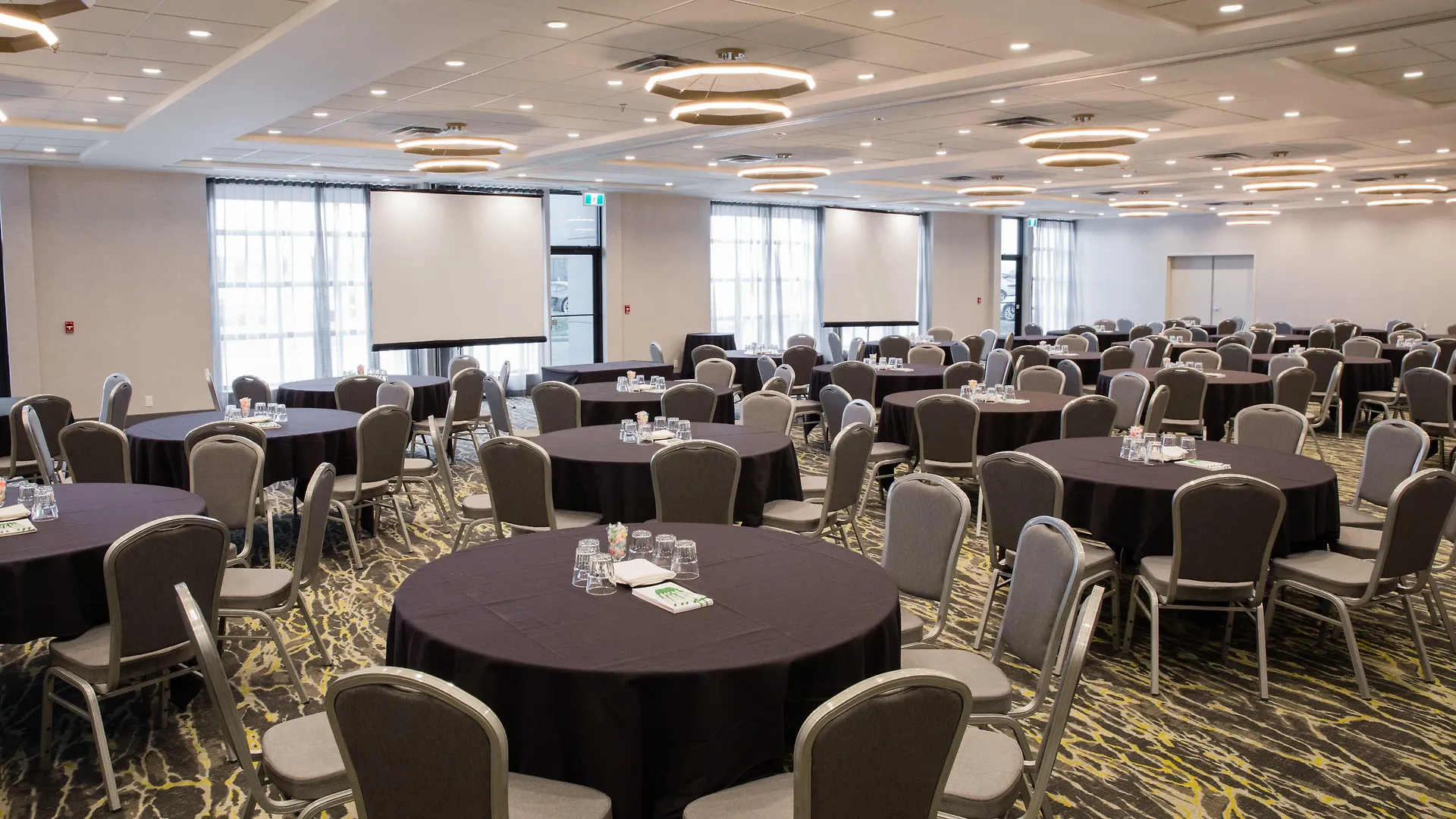 Holiday Inn Calgary South Conference Center 3*,  Kanada